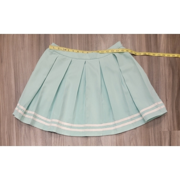 Hot Topic Pleated Mini Skirt - Picture 2 of 5